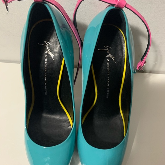 Giuseppe Zanotti Platform Pumps - Picture 3 of 6